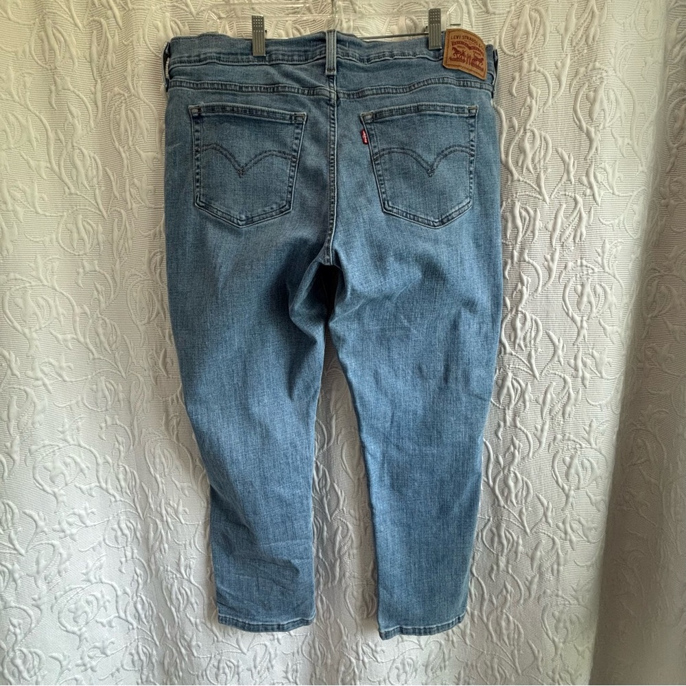 Levi’s Boyfriend Jeans size 33